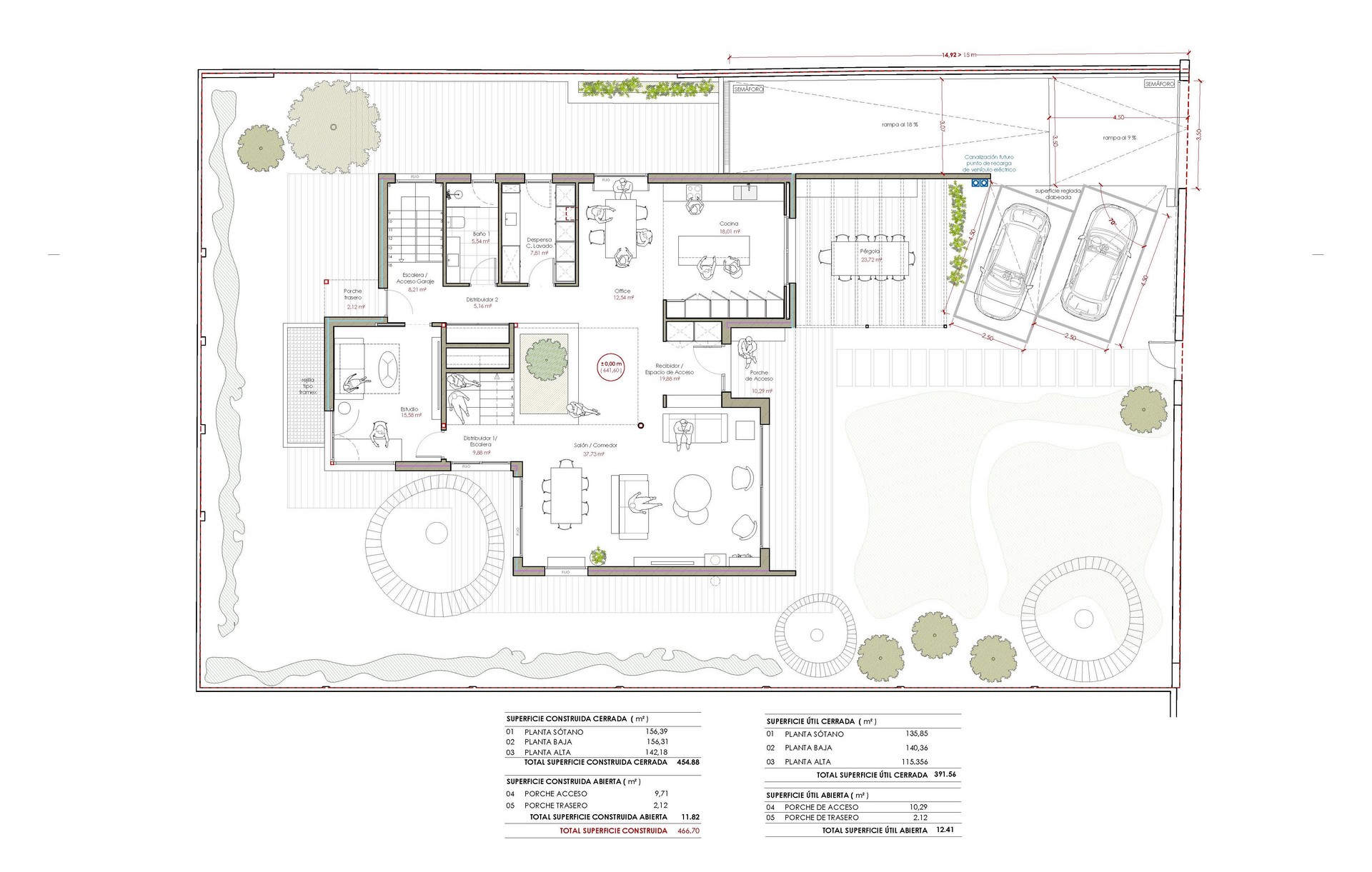 Plano técnico de distribución arquitectónica de planta baja para vivienda unifamiliar con salón, cocina, patio interior y pérgola, diseñado por Espacio Acorde en Madrid.